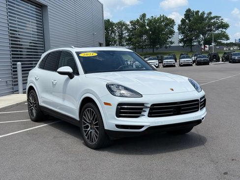 Used 2021 Porsche Cayenne AWD/4WD image 4
