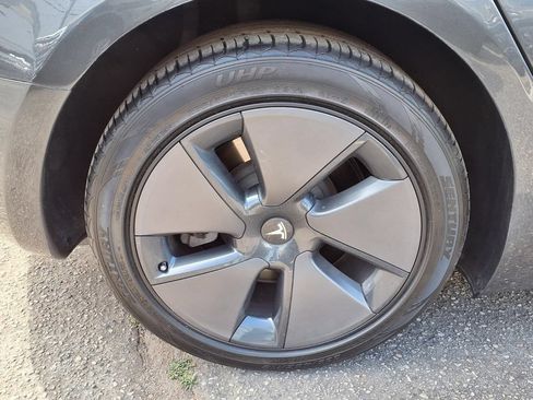 Used 2023 Tesla Model 3 Standard Range RWD image 19