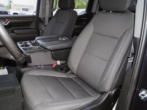 Used 2022 Chevrolet Silverado 1500 LT Trail Boss image 8