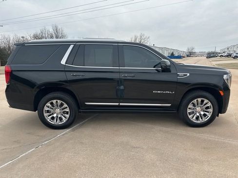 Used 2022 GMC Yukon Denali RWD image 6