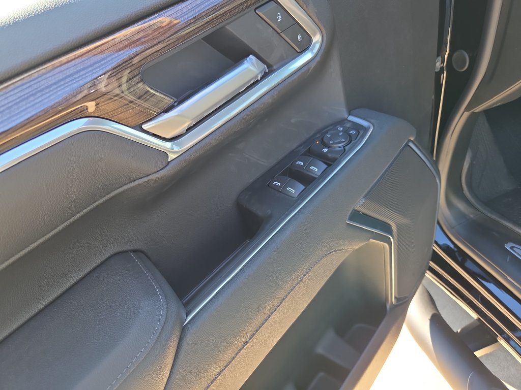 New 2026 Chevrolet Silverado 1500 RST w/ RST Select Package AWD/4WD image 25