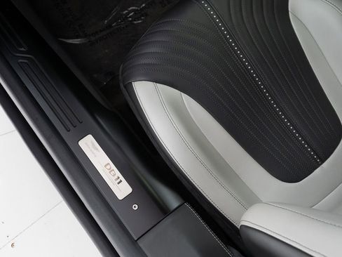 Used 2023 Aston Martin DB11 V12 image 12