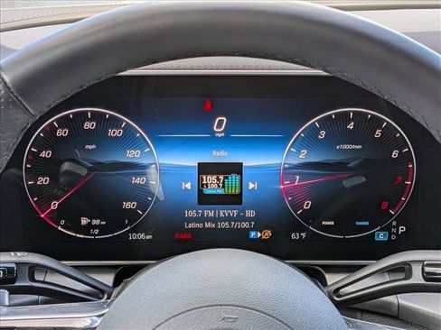 Used 2026 Mercedes-Benz GLC 300 image 11
