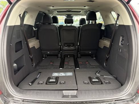 Certified 2025 Kia Carnival SX FWD image 21