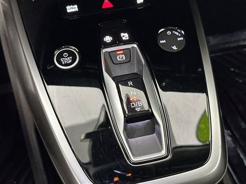 Used 2023 Audi Q4 e-tron Premium Plus w/ Premium Plus image 16