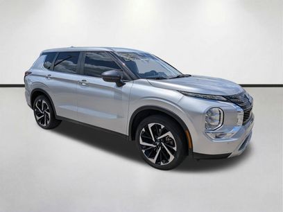 Used 2022 Mitsubishi Outlander SE