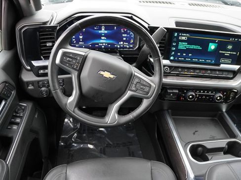 Certified 2024 Chevrolet Silverado 3500 LTZ w/ LTZ Premium Package image 19