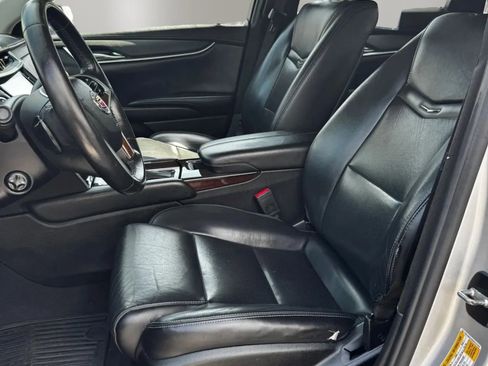 Used 2013 Cadillac XTS FWD image 21