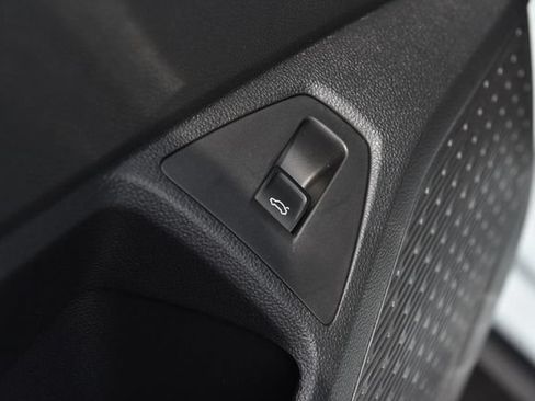 New 2026 Volkswagen Jetta GLI Autobahn FWD image 9