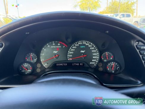 Used 2003 Chevrolet Corvette Coupe w/ Preferred Equipment Group RWD image 15