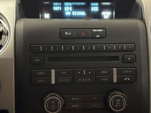 Used 2011 Ford F150 XLT image 14