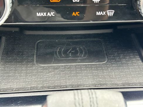 Used 2024 Jaguar F-PACE R-Dynamic S AWD/4WD image 25