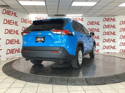 Used 2019 Toyota RAV4 LE w/ All Weather Liner Package FWD image 7