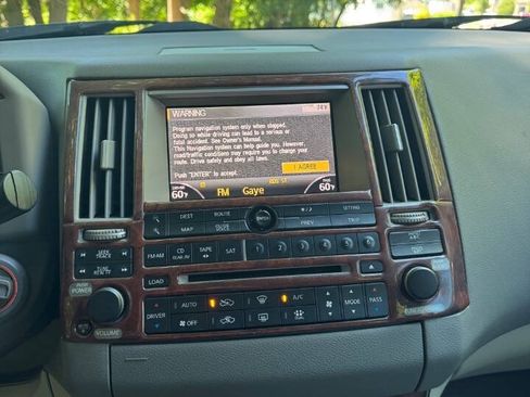 Used 2005 INFINITI FX35 AWD w/ (U01) Technology Pkg image 16