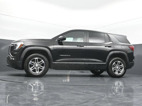 Used 2026 GMC Terrain Elevation FWD image 36