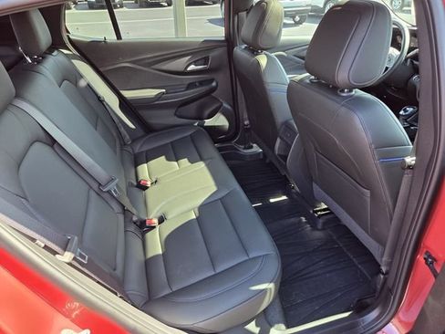 Certified 2024 Buick Envista Sport Touring w/ Convenience I Package FWD image 16