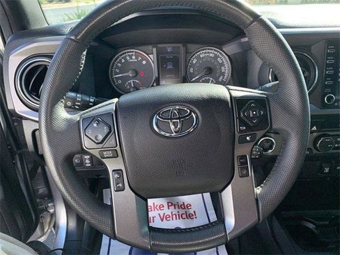 Certified 2021 Toyota Tacoma TRD Off-Road image 13