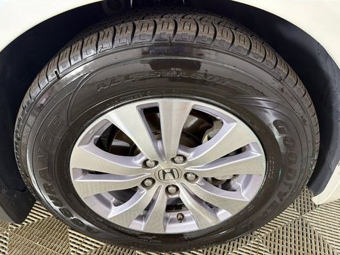 Used 2015 Honda Odyssey EX-L image 13