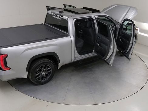 Used 2022 Toyota Tundra Platinum w/ Advanced Package AWD/4WD image 51