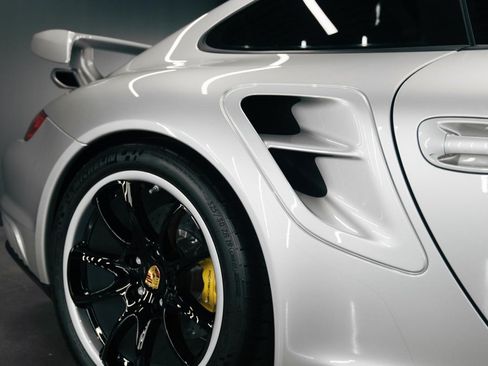 Used 2008 Porsche 911 GT2 RWD image 23