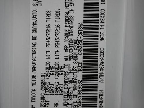 Used 2022 Toyota Tacoma SR image 21