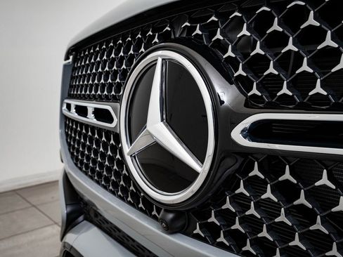 New 2026 Mercedes-Benz GLE 450 4MATIC image 3