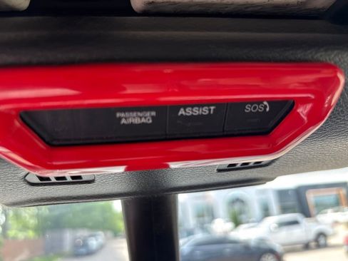 Used 2022 Jeep Wrangler Unlimited Sport AWD/4WD image 32