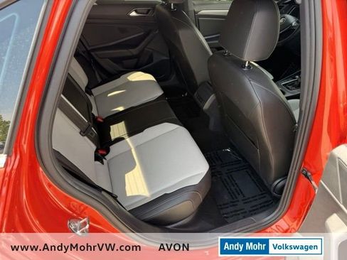 Used 2019 Volkswagen Jetta R-Line w/ R-Line Cold Weather Package FWD image 19