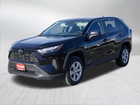 Certified 2024 Toyota RAV4 LE AWD/4WD image 3
