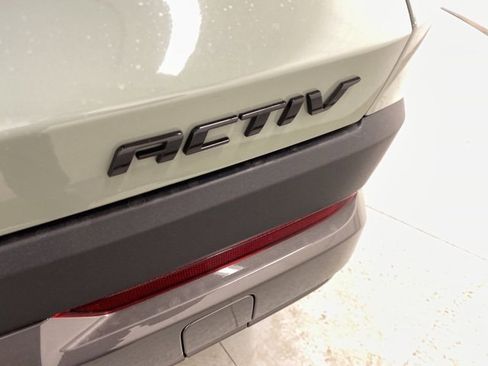 New 2026 Chevrolet Equinox ACTIV w/ Convenience Package III image 15