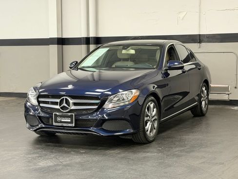 Used 2018 Mercedes-Benz C 300 Sedan image 6