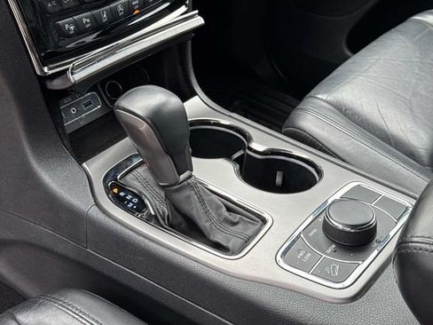 Used 2019 Jeep Grand Cherokee Limited X AWD/4WD image 35