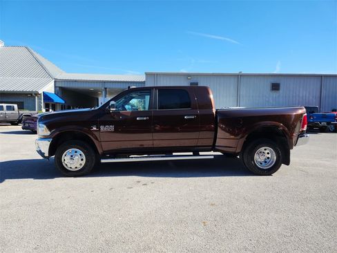 Used 2015 RAM 3500 Laramie image 6