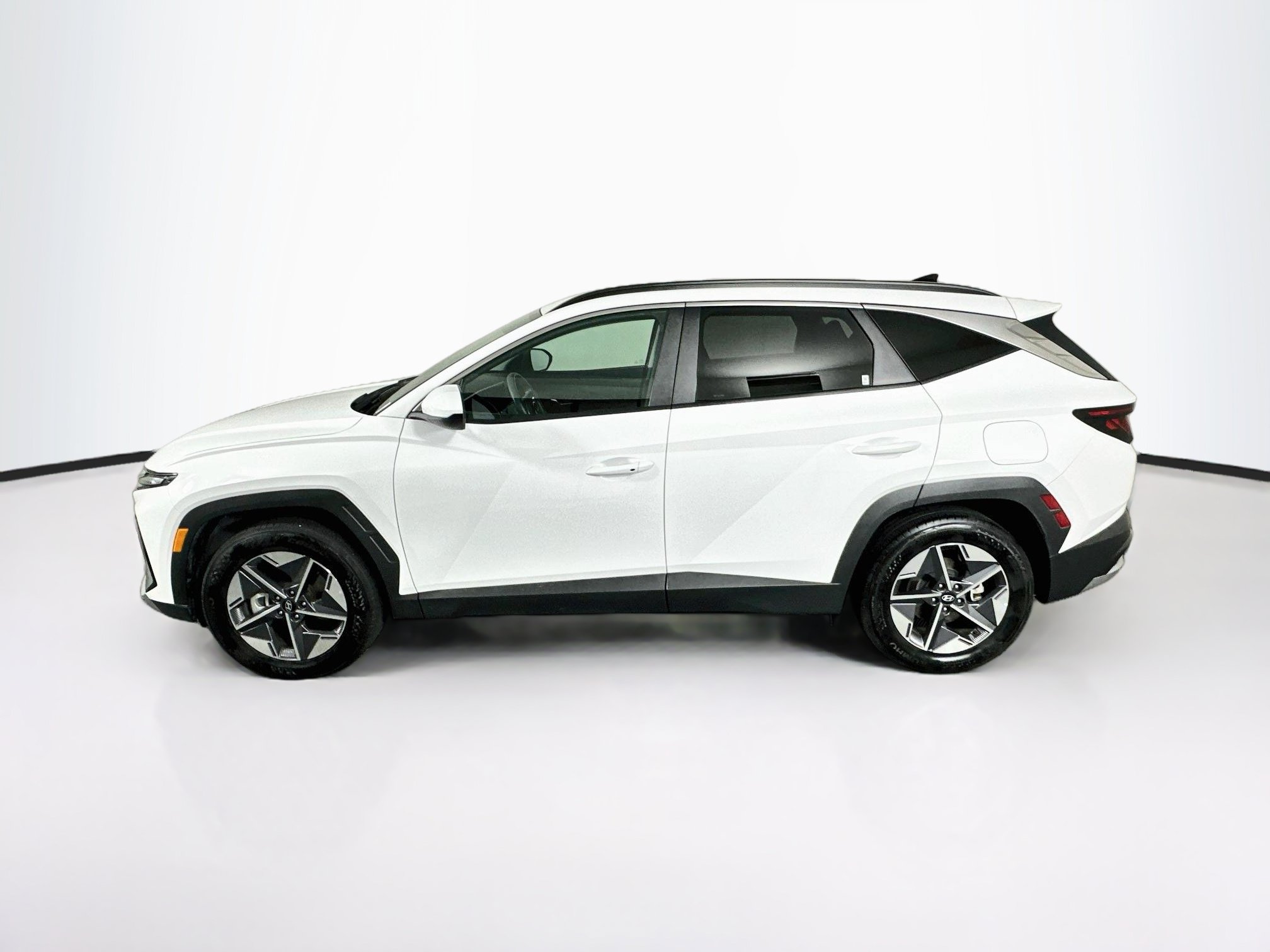 Used 2026 Hyundai Tucson SEL Plus FWD image 4