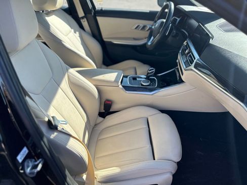 Used 2021 BMW 330i Sedan w/ Premium Package RWD image 10