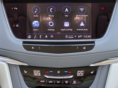 Certified 2023 Cadillac XT5 Premium Luxury w/ LPO, Premium Carpet Package image 16