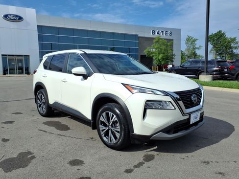 Used 2023 Nissan Rogue SV AWD/4WD image 1