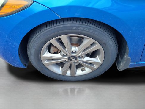 Used 2017 Hyundai Elantra Value Edition FWD image 35