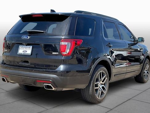 Used 2017 Ford Explorer Sport image 12