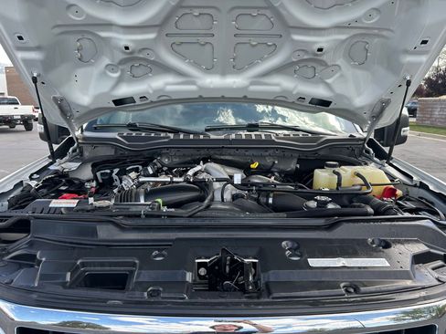 Used 2022 Ford F350 Lariat w/ Lariat Ultimate Package AWD/4WD image 35