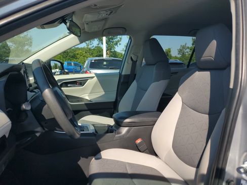 Certified 2022 Toyota RAV4 XLE AWD/4WD image 17
