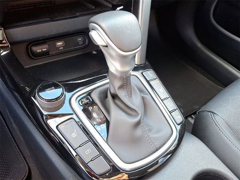 Used 2025 Kia Seltos EX w/ EX Sunroof Package image 15