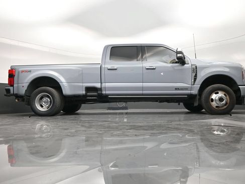 Used 2024 Ford F350 Platinum AWD/4WD image 25