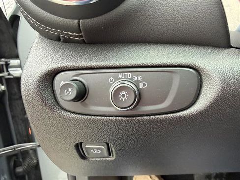 Used 2024 Chevrolet Blazer LT w/ Convenience Package image 30