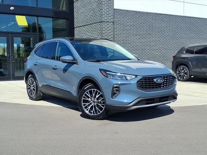 Used 2023 Ford Escape SE
