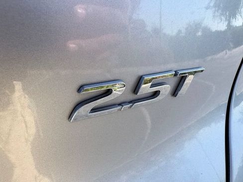 Used 2022 Hyundai Santa Fe Limited FWD image 28