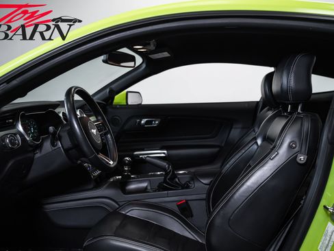 Used 2020 Ford Mustang GT Premium w/ GT Performance Package RWD image 21