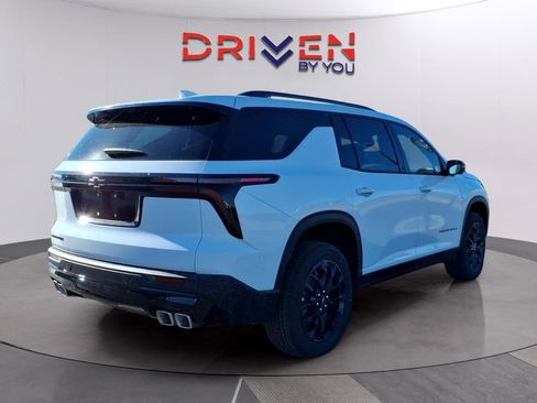 New 2026 Chevrolet Traverse LT w/ Midnight/Sport Edition image 5