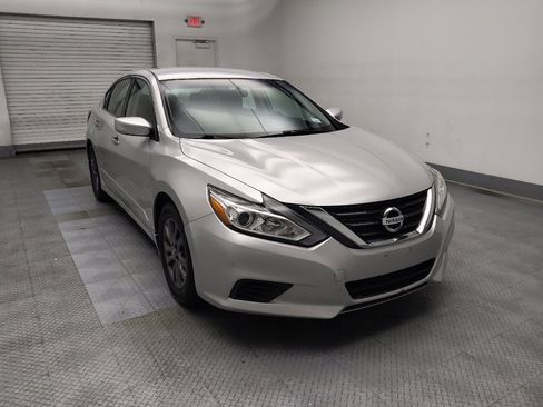 Used 2018 Nissan Altima 2.5 S w/ S Convenience Package FWD image 13