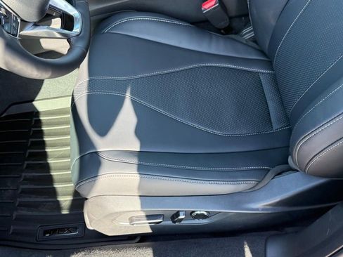 Certified 2025 Acura TLX w/ Technology Package image 12